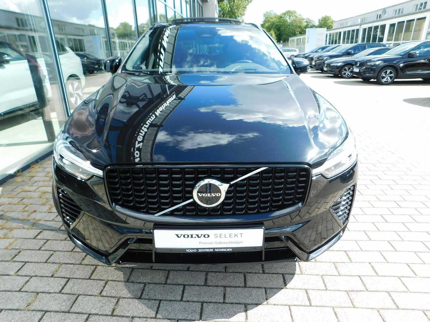 Volvo  T6 AWD Recharge R-Design