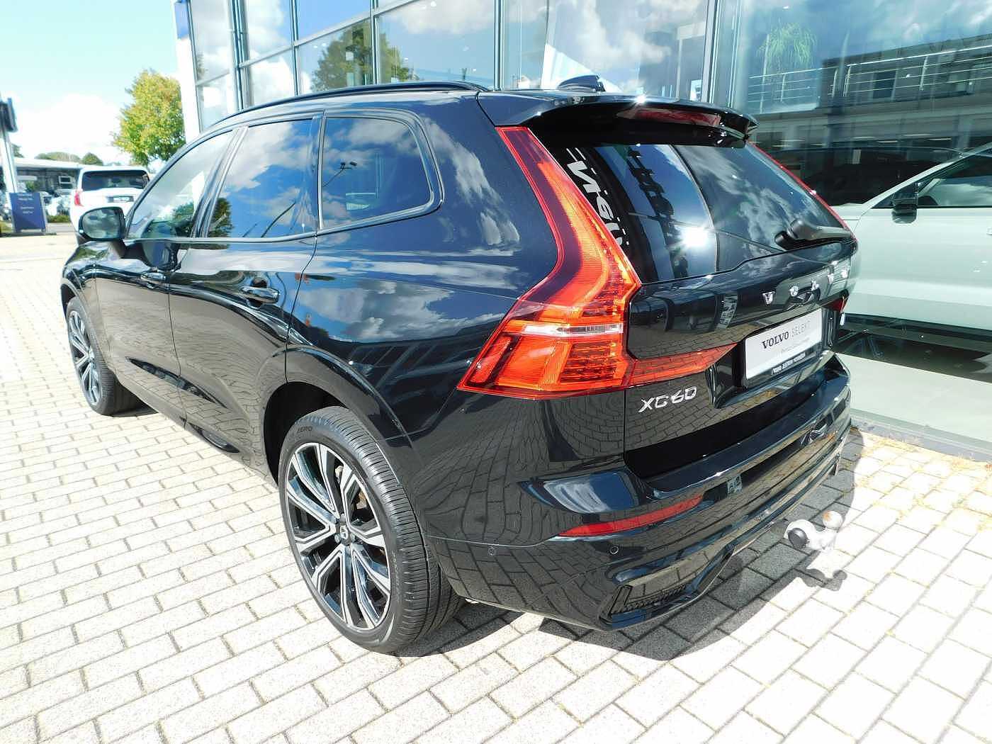 Volvo  T6 AWD Recharge R-Design