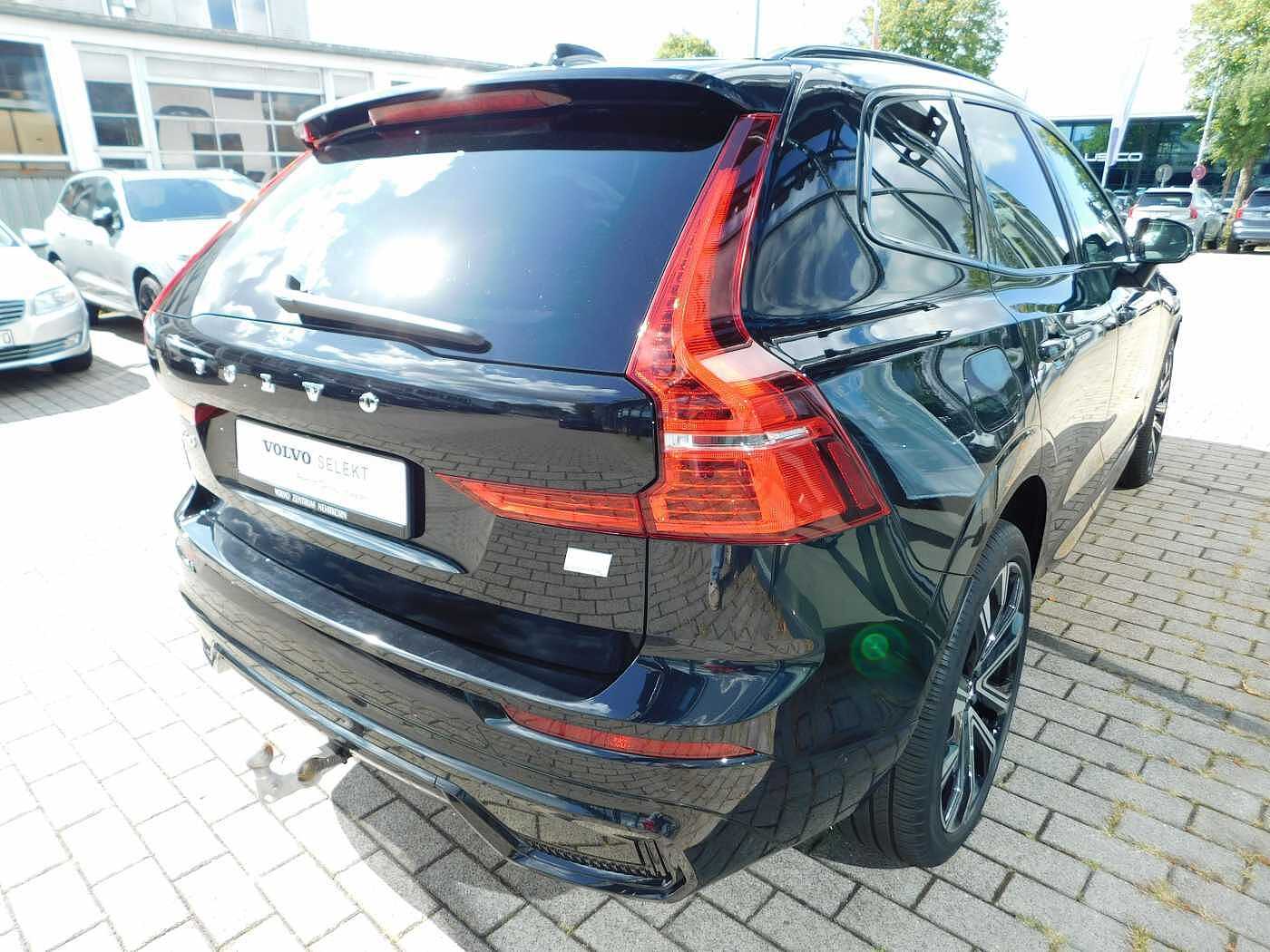 Volvo  T6 AWD Recharge R-Design