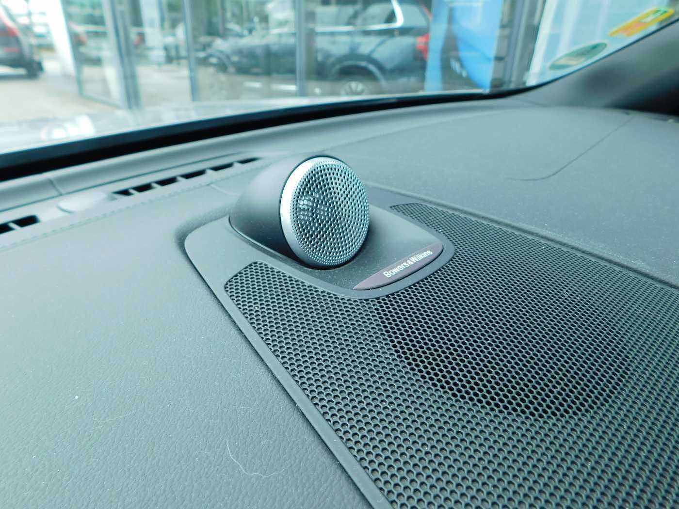 Volvo  T8 R-Design 'Massage, Bowers&Wilkins'