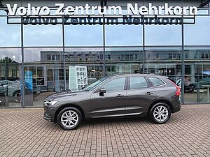 Volvo  D4 Momentum Pro 'BLIS, Keyless, CTA'