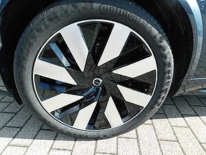 Volvo  T8-Hybrid AWD Plus Bright