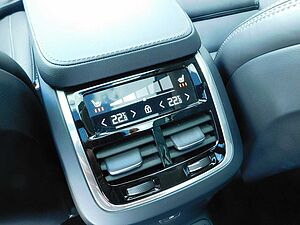 Volvo  T8-Hybrid AWD Plus Bright