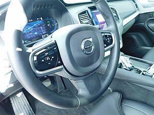 Volvo  T8-Hybrid AWD Plus Bright