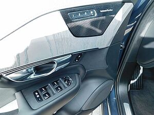 Volvo  T8-Hybrid AWD Plus Bright