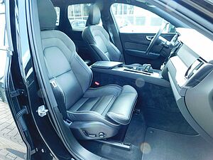 Volvo  T6 AWD Recharge R-Design