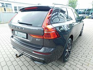 Volvo  B4 D AWD Plus Dark