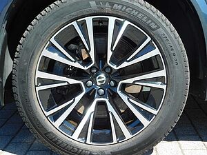 Volvo  T8 AWD Recharge Plus Bright