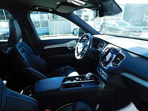 Volvo  T8 AWD Recharge Plus Bright