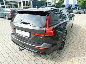 Volvo  T6 Recharge AWD Ultra Dark