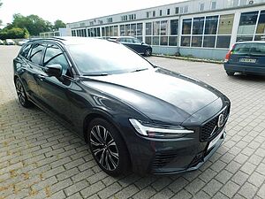 Volvo  T6 Recharge AWD Ultra Dark