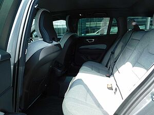 Volvo  B4 D AWD Geartronic Pro