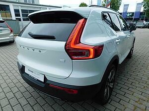 Volvo  T4 Recharge Plus Dark