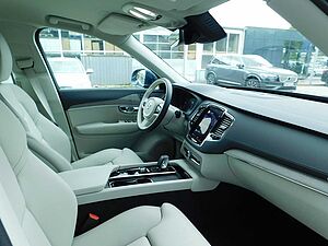 Volvo  T8 AWD Plus Bright