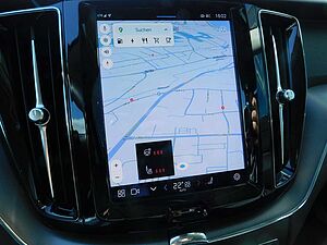 Volvo  T6 AWD Recharge Core