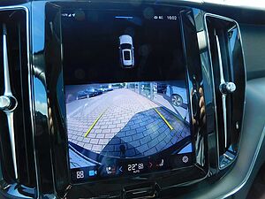 Volvo  T6 AWD Recharge Core