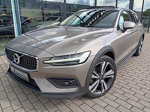 Volvo  B4 D AWD Geartronic Pro