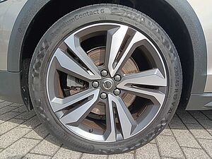 Volvo  B4 D AWD Geartronic Pro