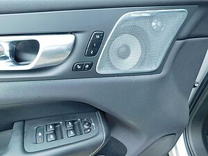 Volvo  T8 R-Design 'Massage, Bowers&Wilkins'