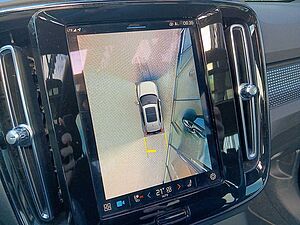 Volvo  B4 Automatik Plus Dark '360 Cam, GJR'