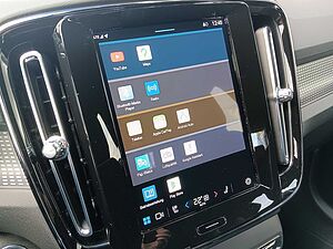 Volvo  B4 Automatik Plus Dark '360 Cam, GJR'