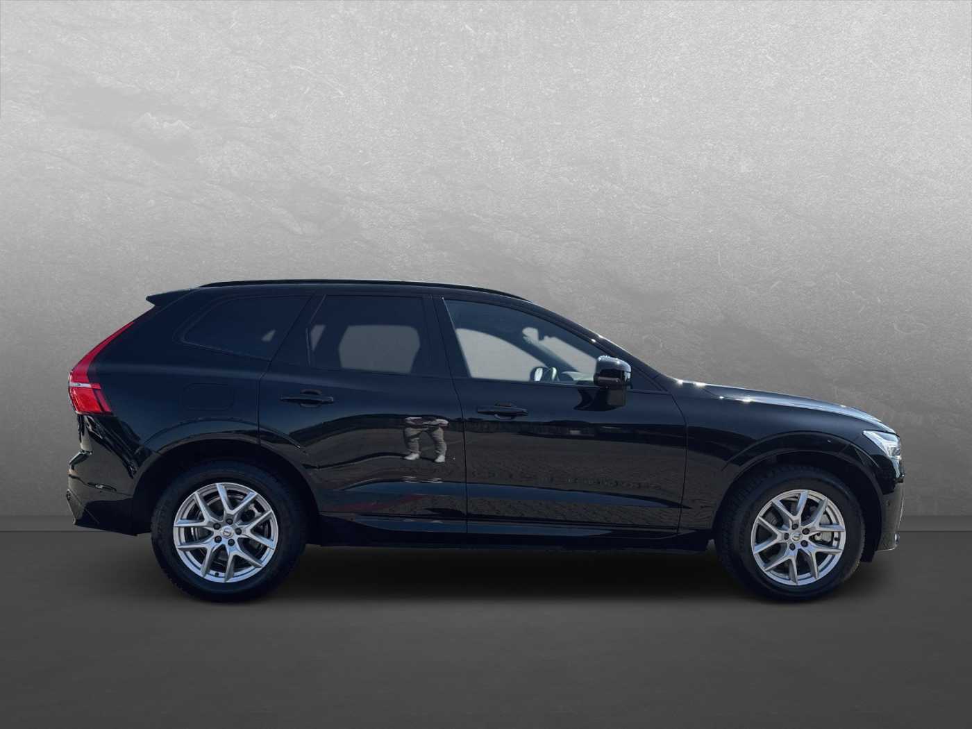Volvo  Dark