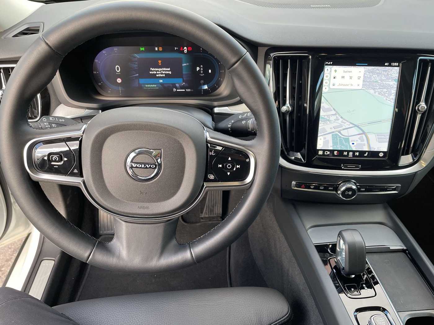 Volvo  Dark