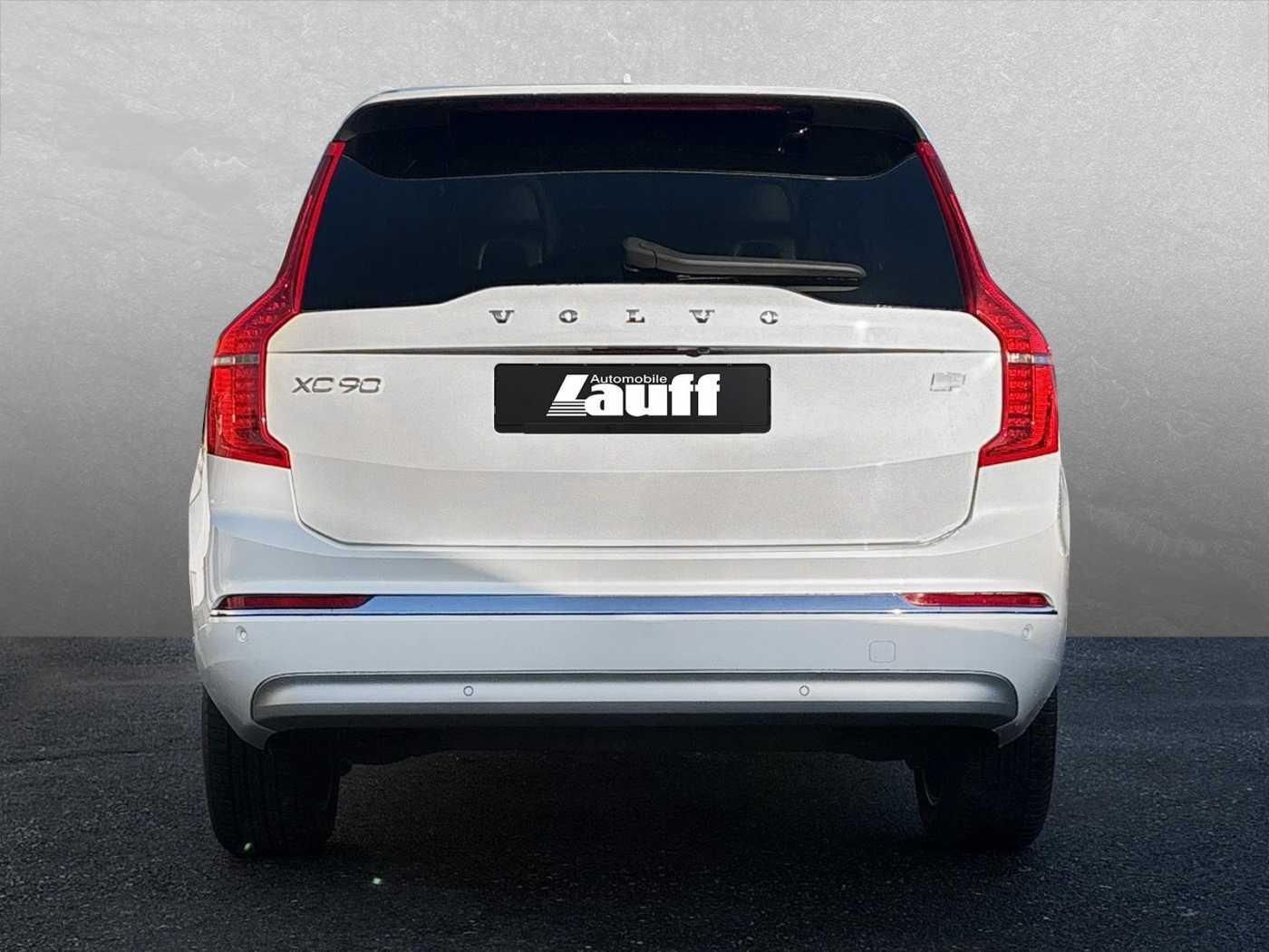 Volvo  Recharge Inscription Expression