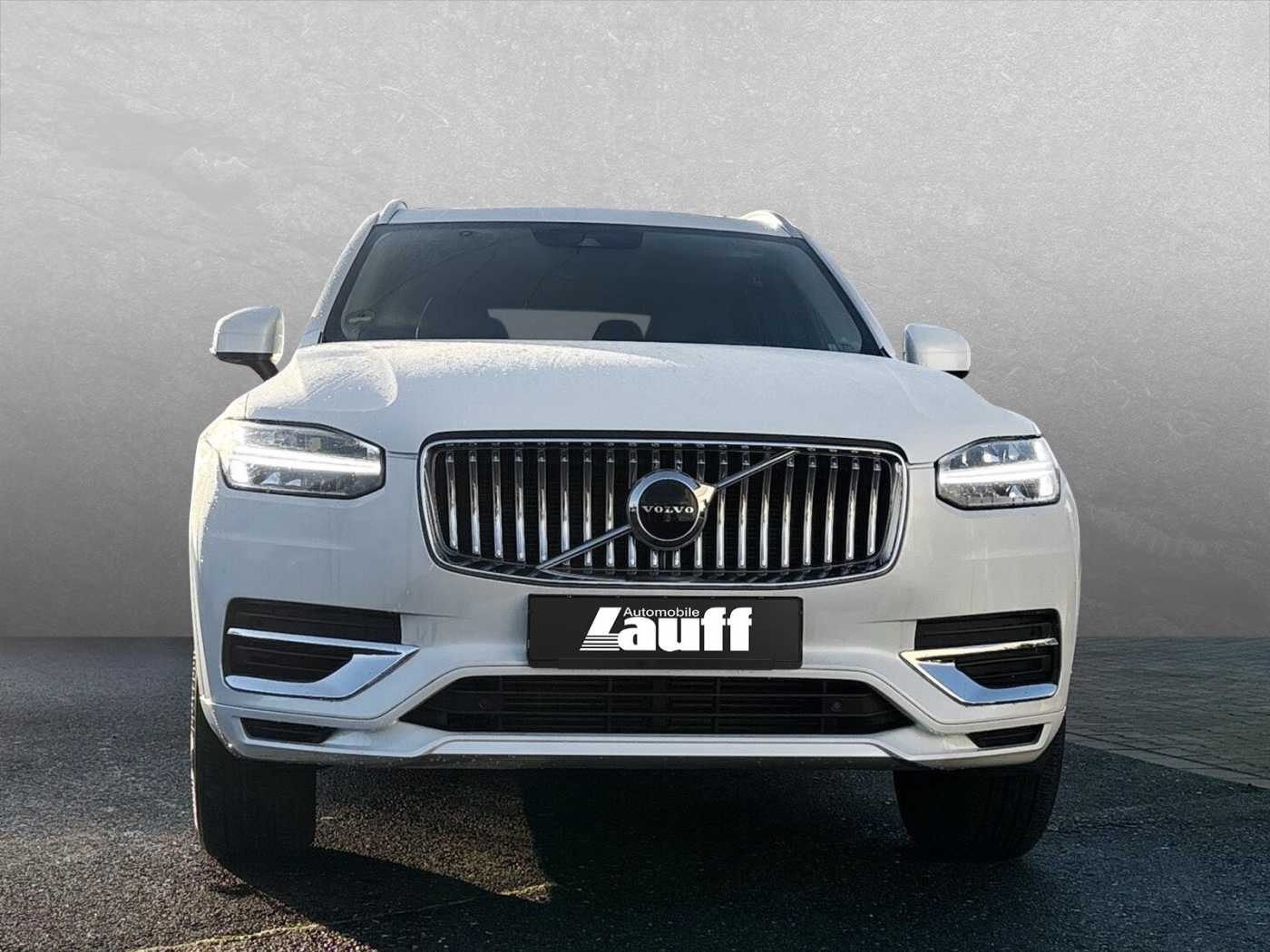 Volvo  Recharge Inscription Expression