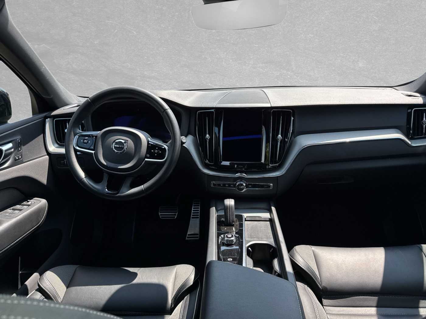 Volvo  R Design