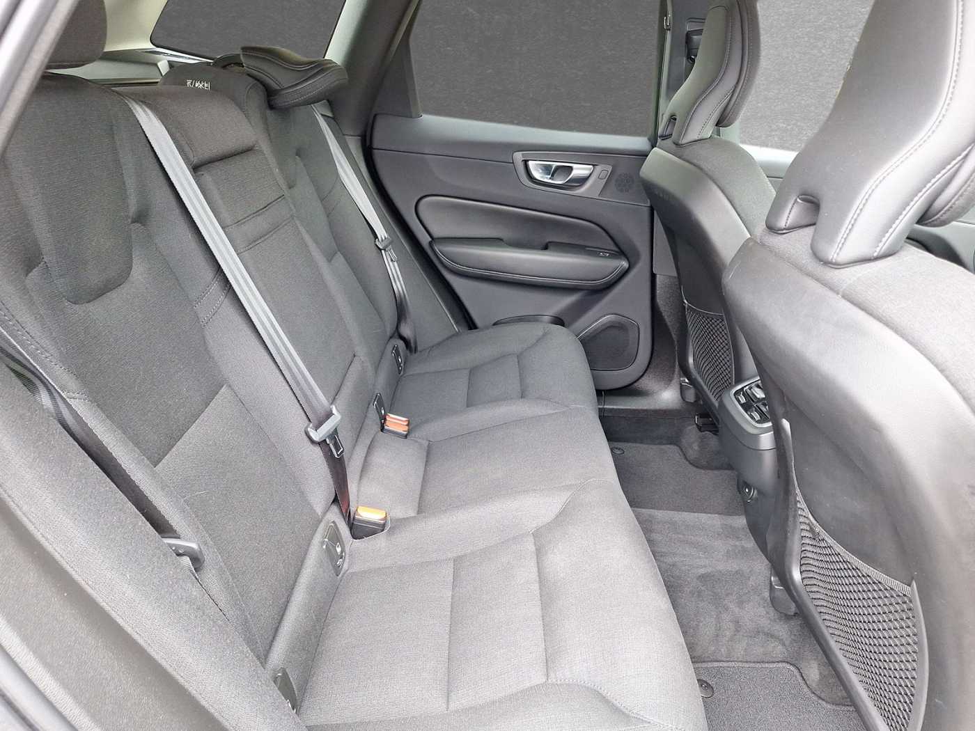 Volvo  Momentum Pro
