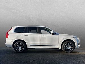 Volvo  Recharge Inscription Expression