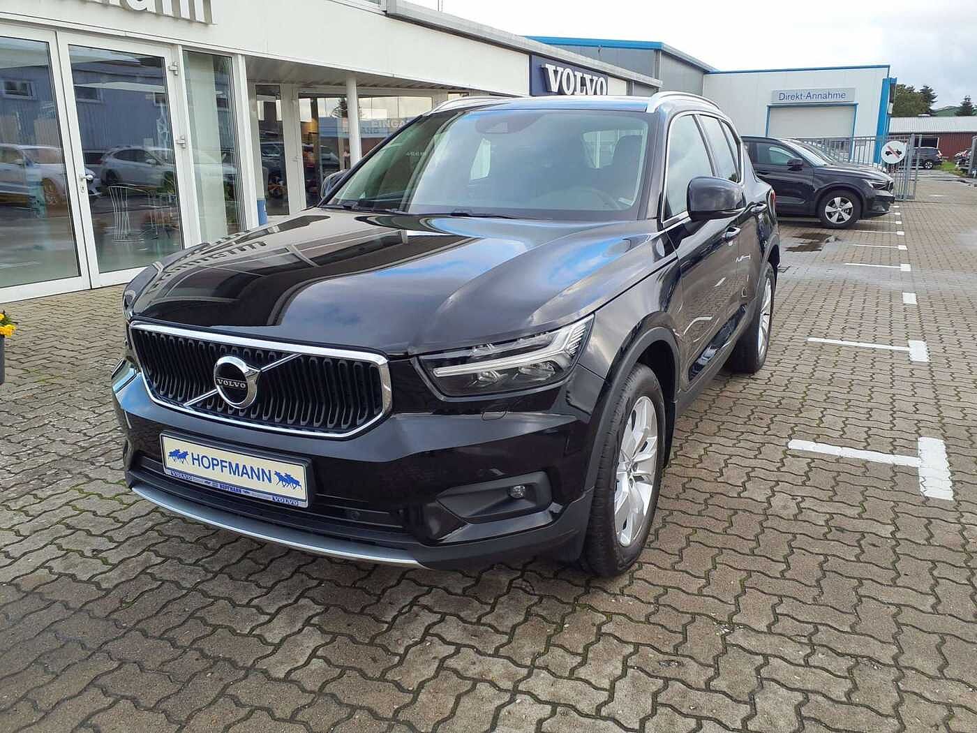 Volvo  T3 MT Momentum Pro