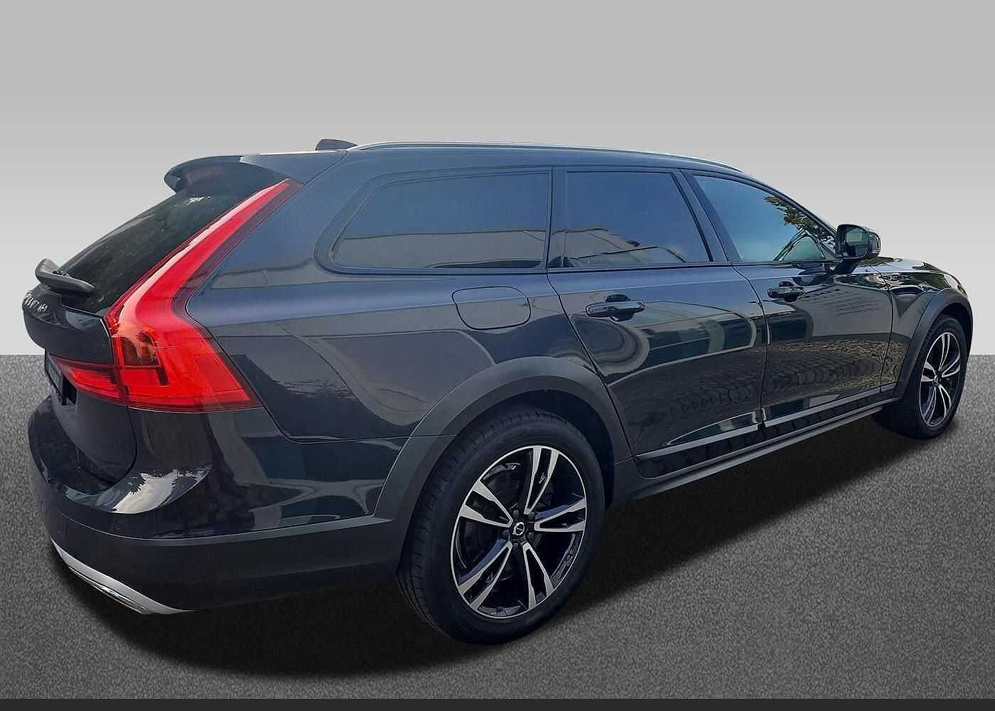 Volvo  D5 CC Pro AWD AHZV/Standheizung