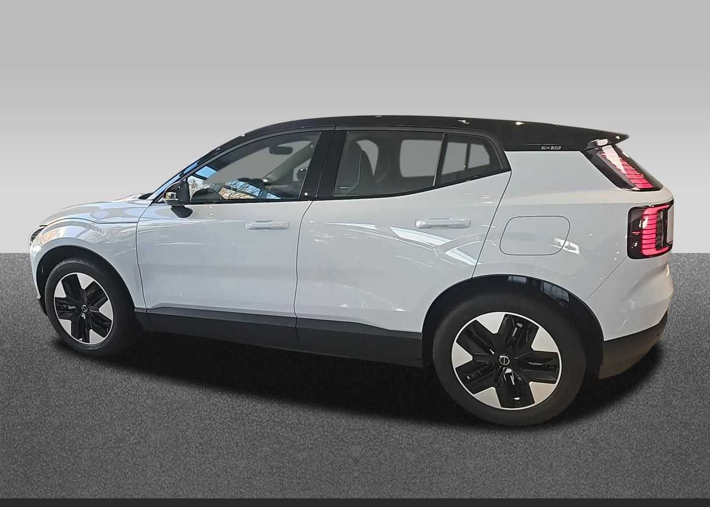 Volvo  Plus 2WD Pure Electric