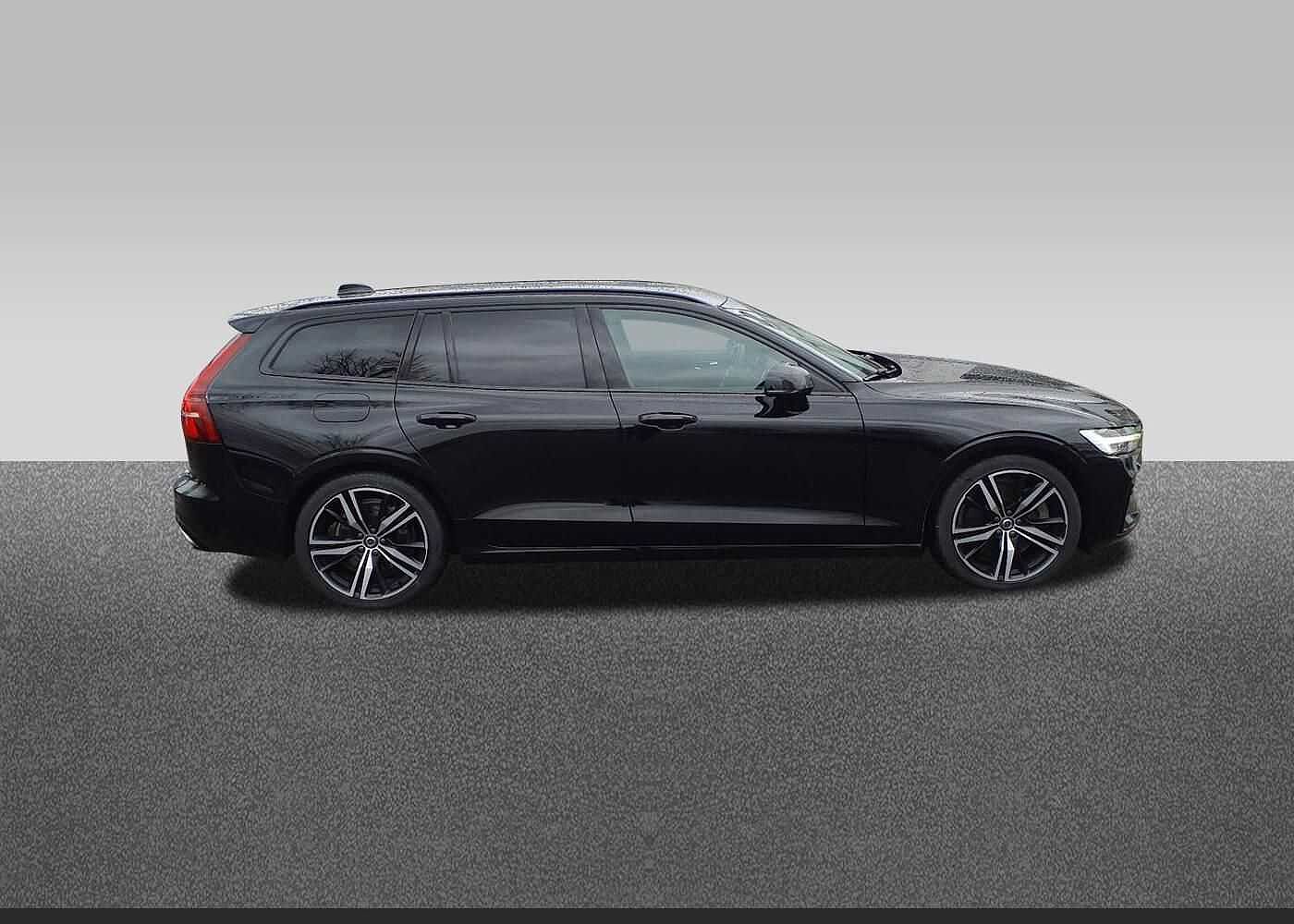 Volvo  T6 R-Design AWD Recharge Plug-In Hybrid