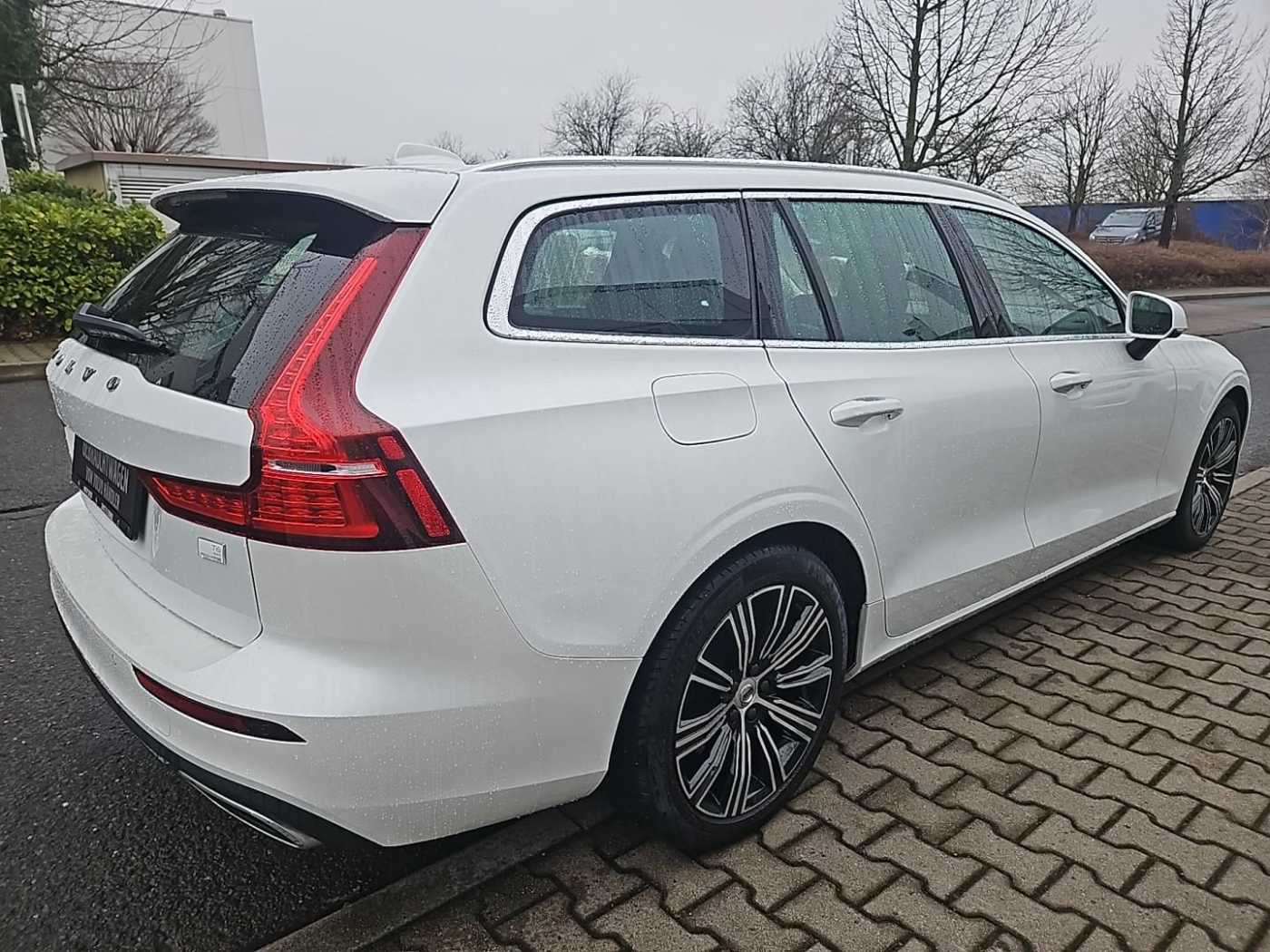 Volvo  T6 AWD Inscription Plug-In Massage // AHZV