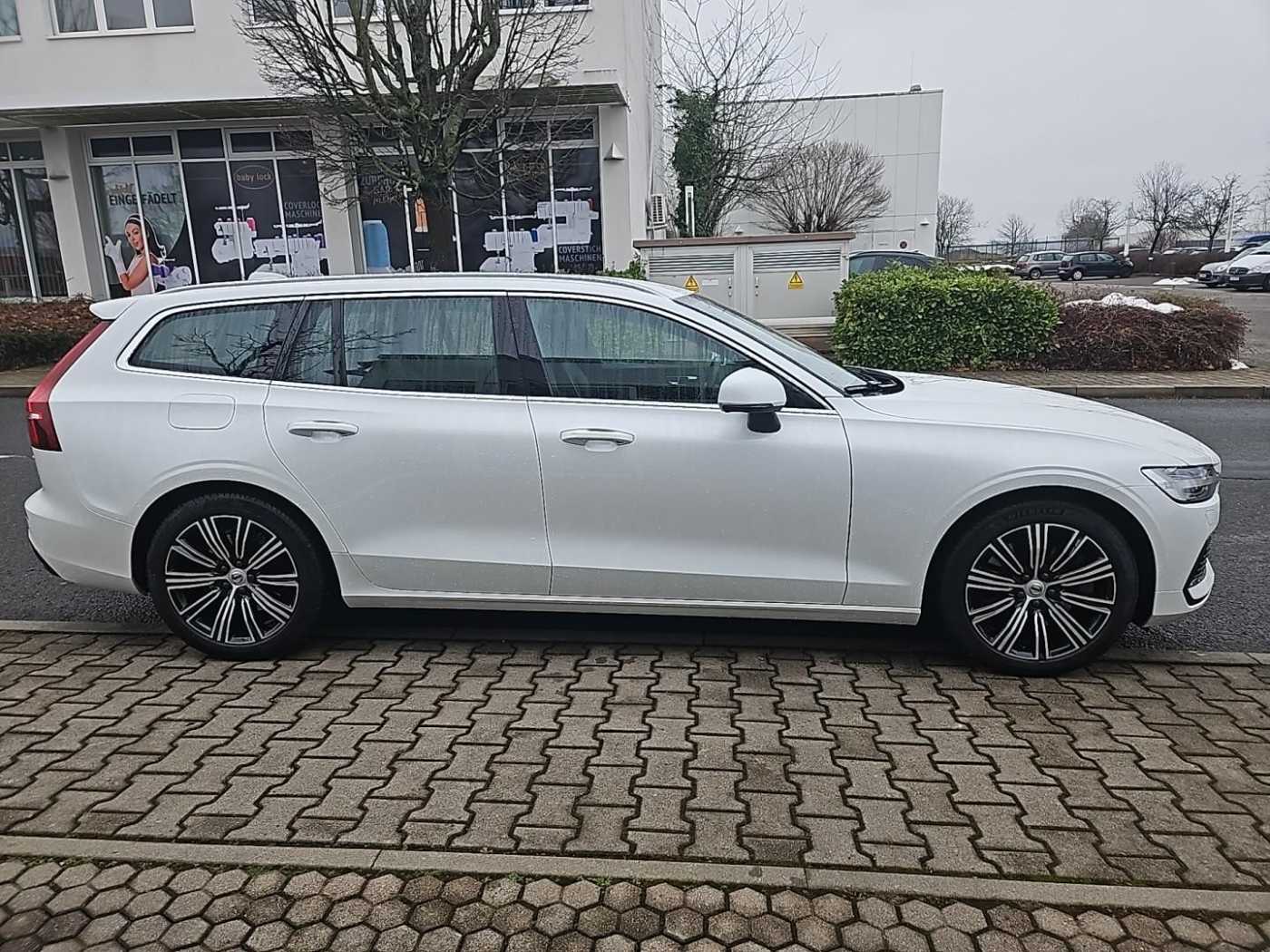 Volvo  T6 AWD Inscription Plug-In Massage // AHZV