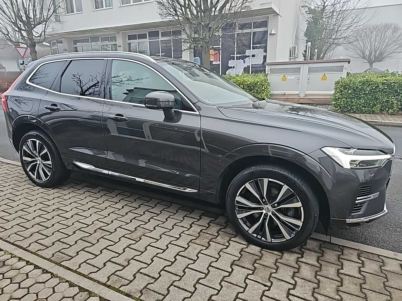 Volvo  T6 AWD Inscription / AHZV