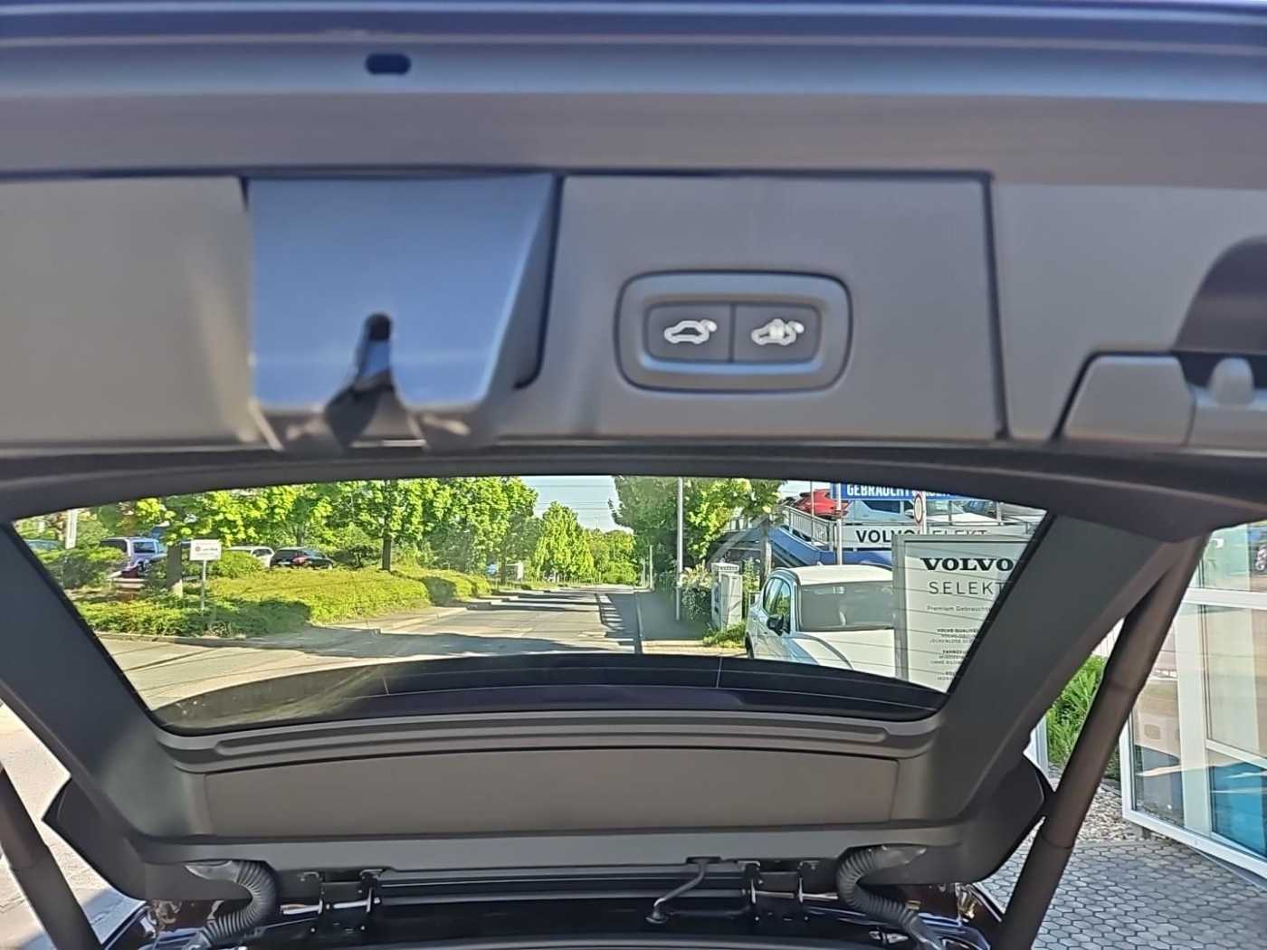 Volvo  D4 CC AWD Pro Standhzg/Head-Up