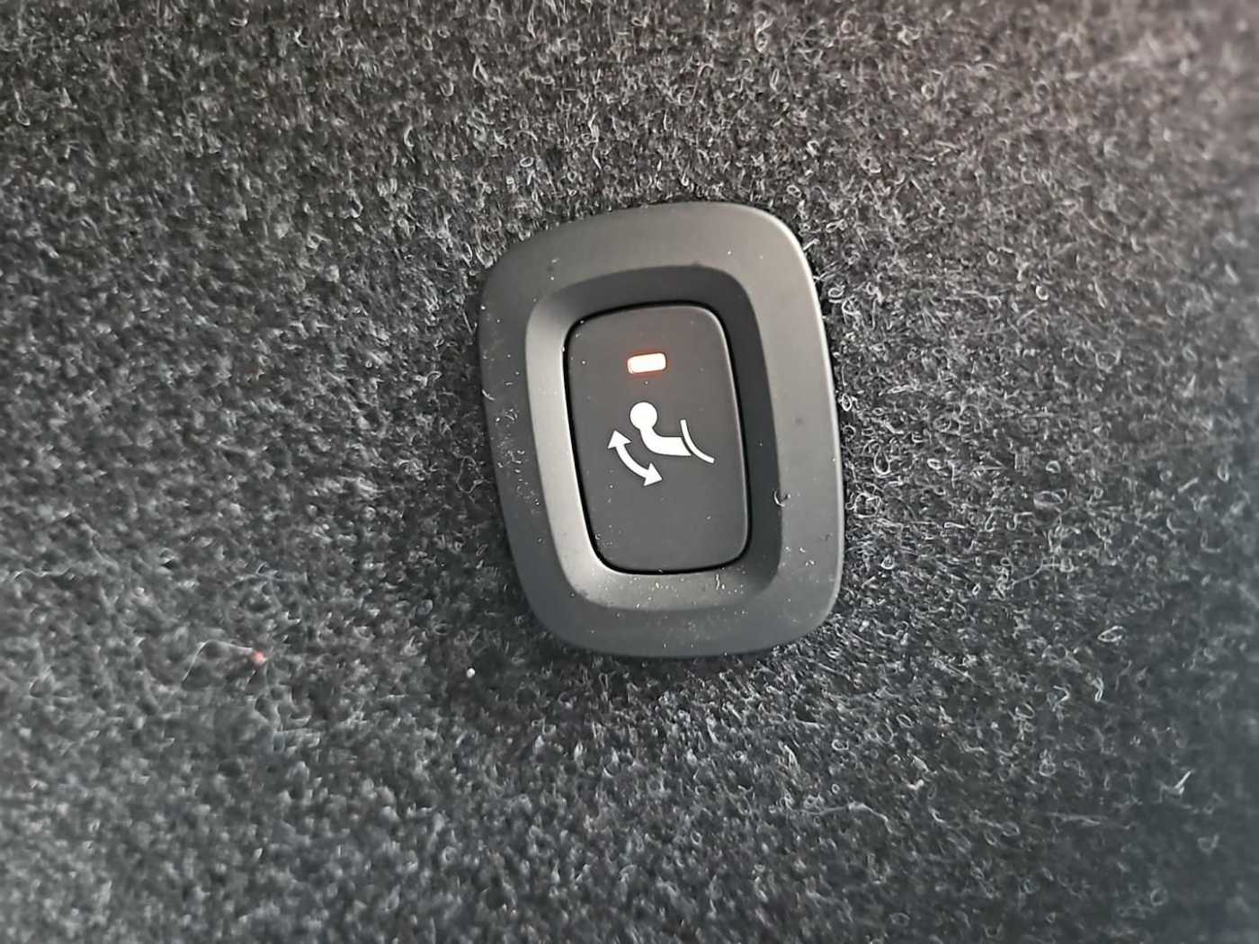 Volvo  B4 Ultra Dark AHZV/ 21 Zoll