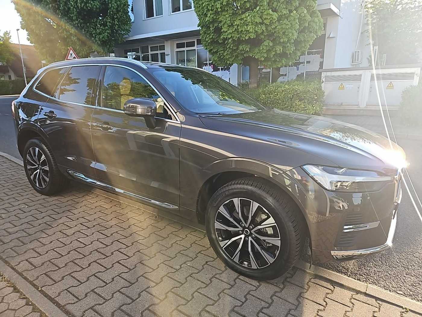 Volvo  B4 AWD Plus Bright  Standhzg. /AHZV