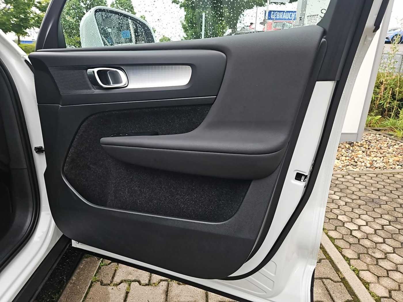 Volvo  B3 Core Fahr-Paket / AHZV / Winter-Paket
