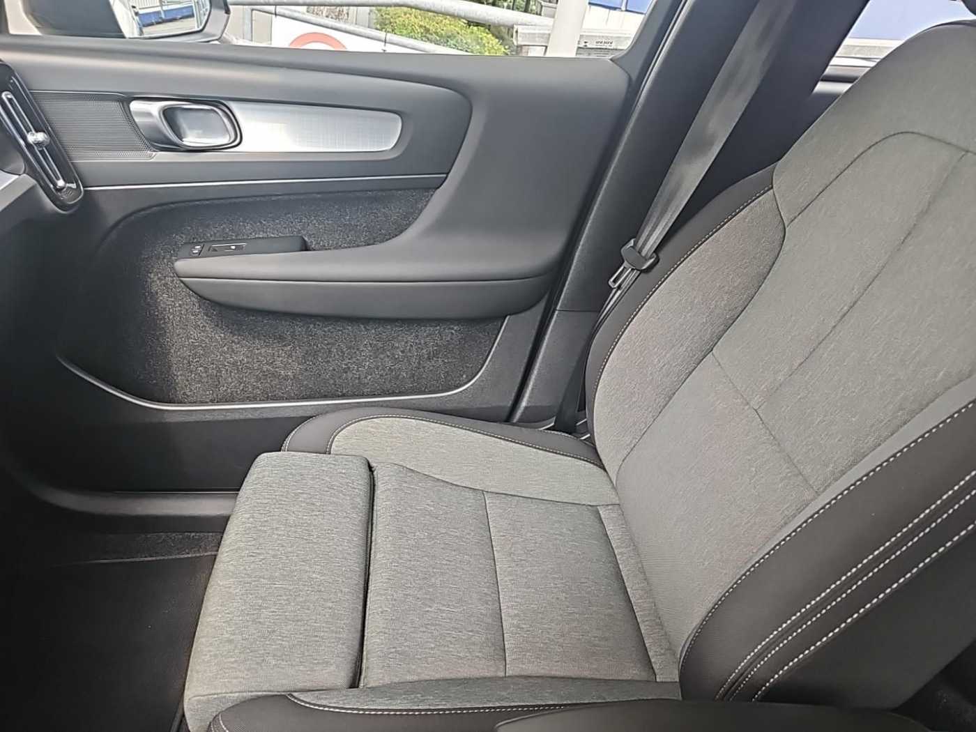 Volvo  B3 Core Sitzkomfort-Paket/Fahr-Paket