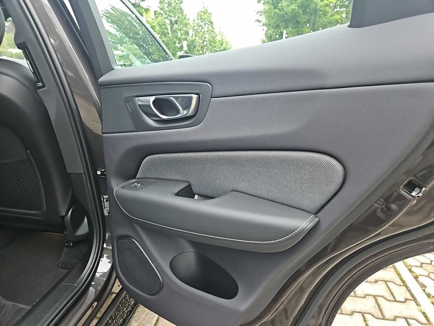 Volvo  T6 AWD Plus Dark Plug-In