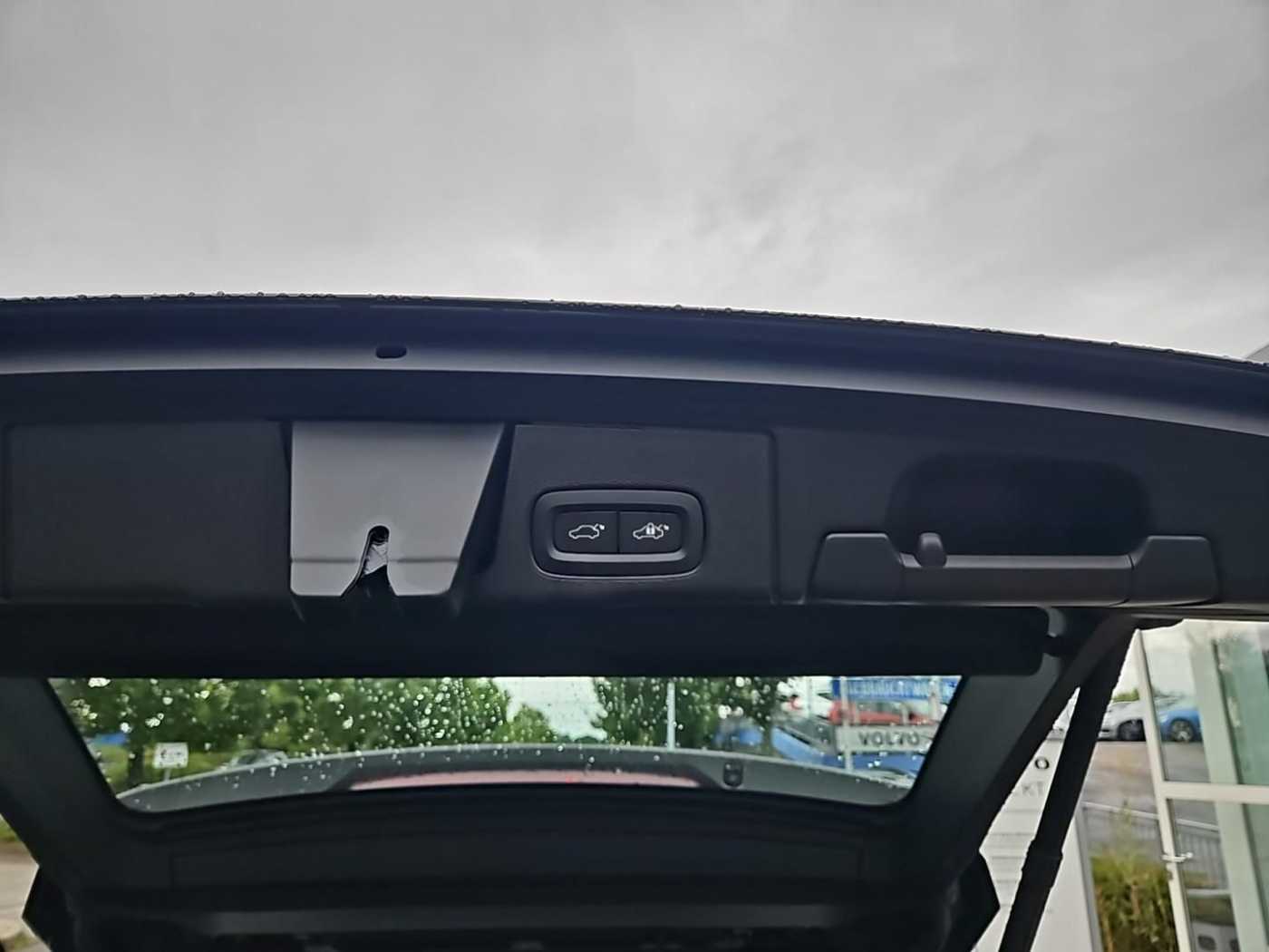Volvo  T6 AWD Plus Dark Plug-In