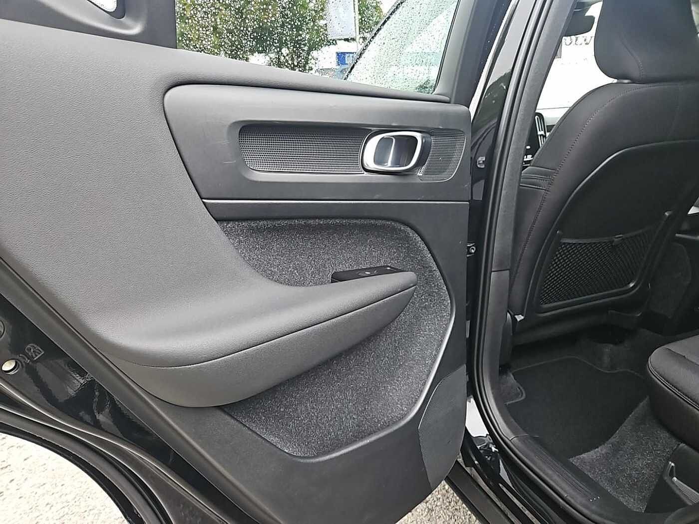 Volvo  T2 Momentum Pro