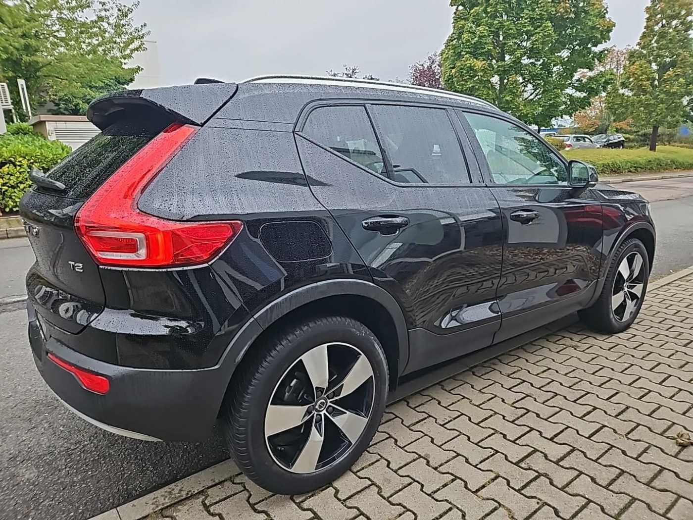 Volvo  T2 Momentum Pro