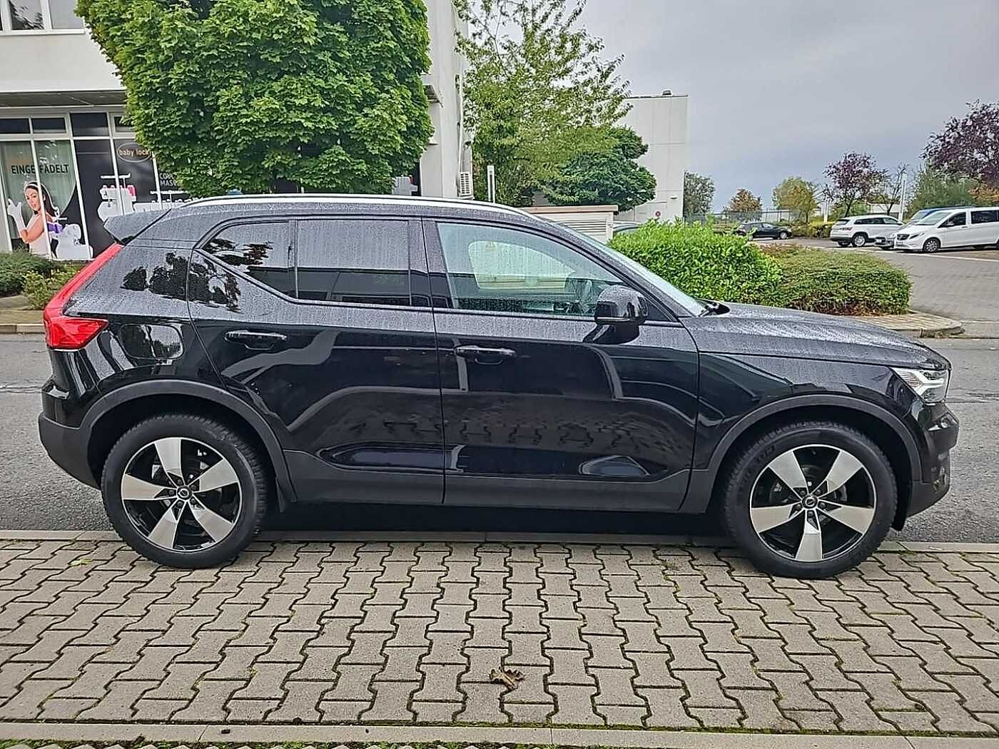 Volvo  T2 Momentum Pro