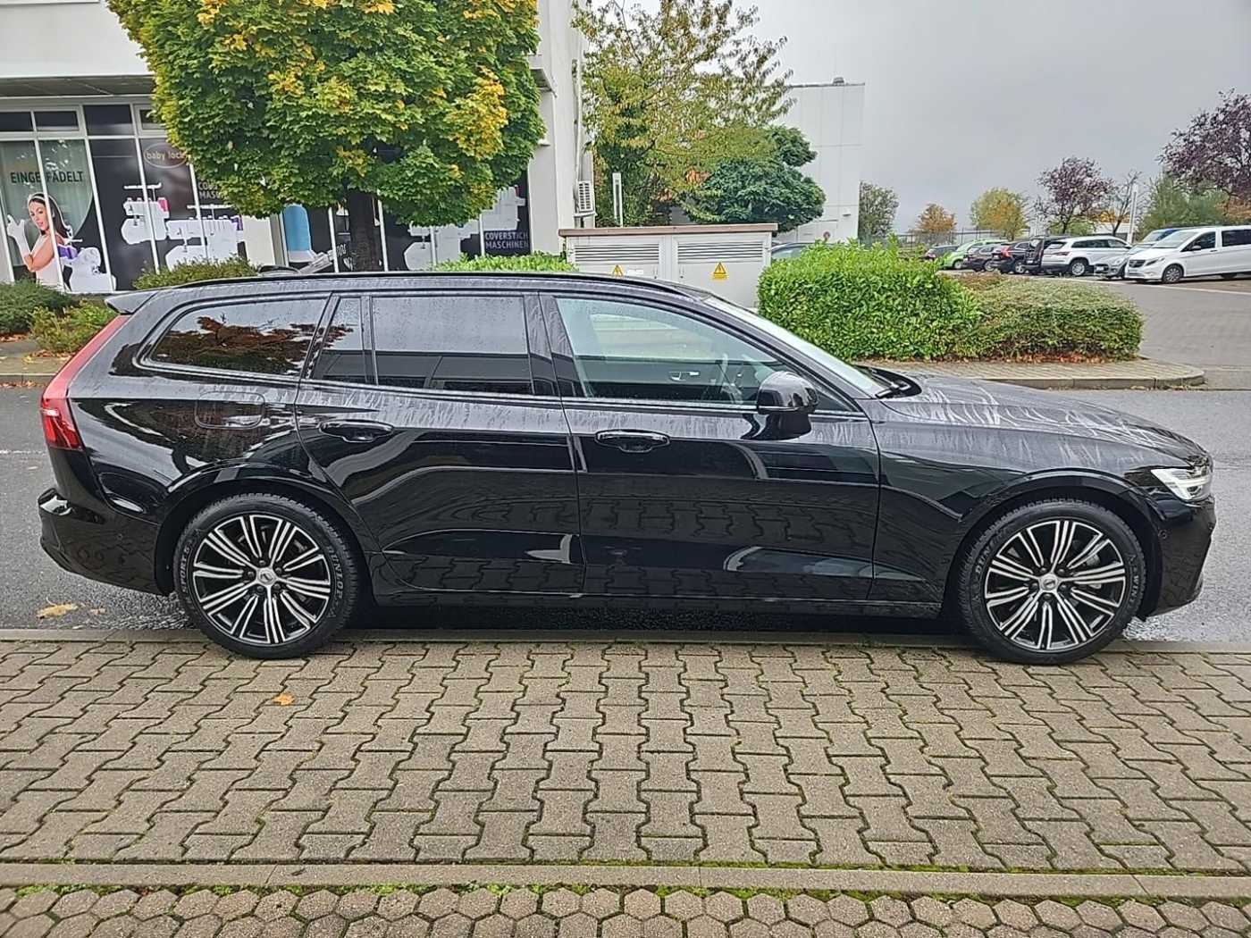 Volvo  T6 AWD Plus Dark Plug-In SK147